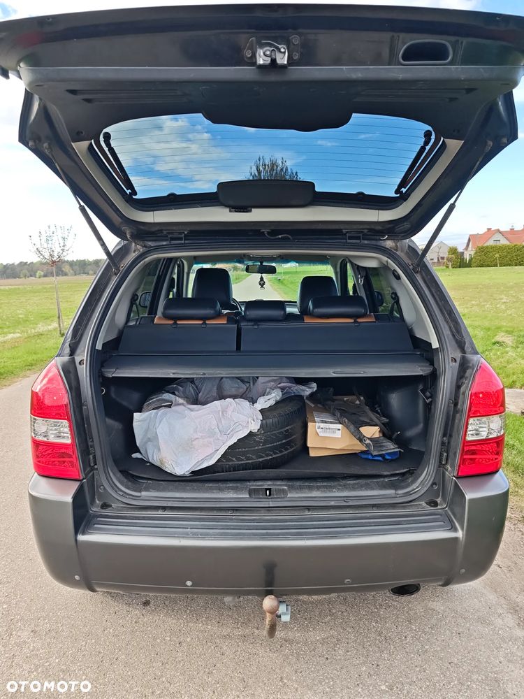 Hyundai Tucson 2.0 Comfort 2WD - 13