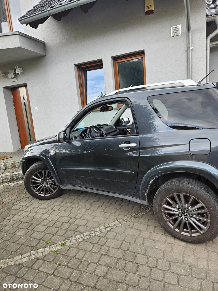 Toyota RAV4 2.0 VVT-i Sol - 2
