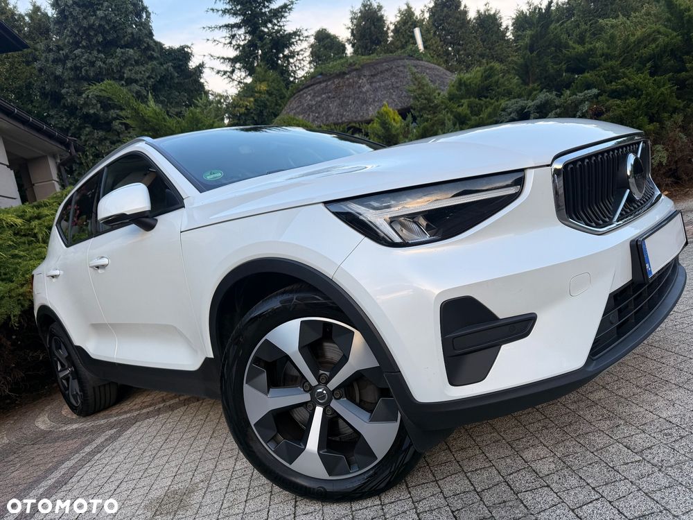 Volvo XC 40 B3 B DKG Plus Dark - 3
