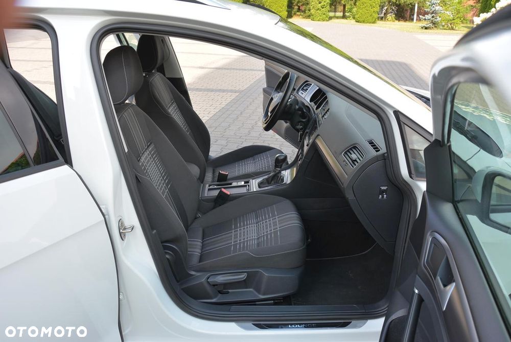 Volkswagen Golf 1.6 TDI BlueMotion Technology DSG Lounge - 21