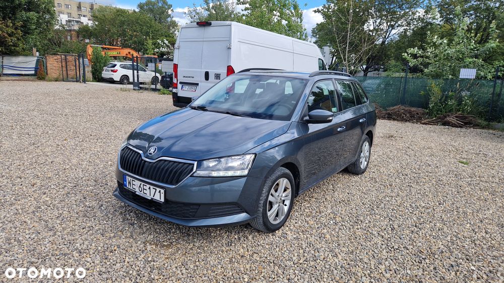 Skoda Fabia 1.0 TSI Ambition - 2