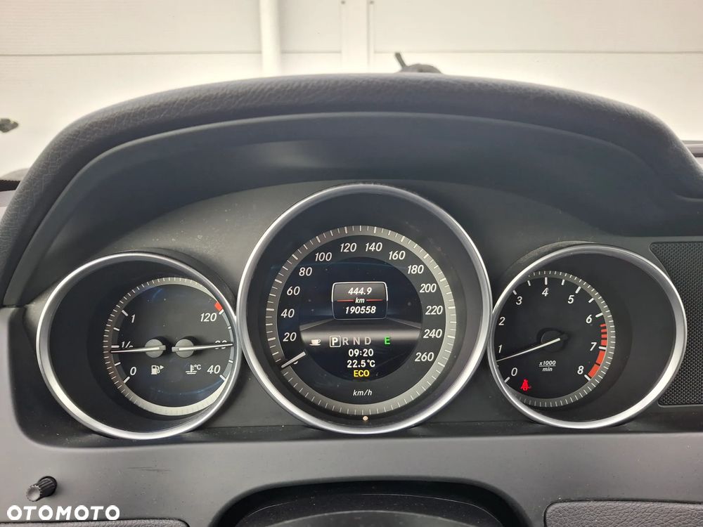 Mercedes-Benz Klasa C 180 7G-TRONIC - 17