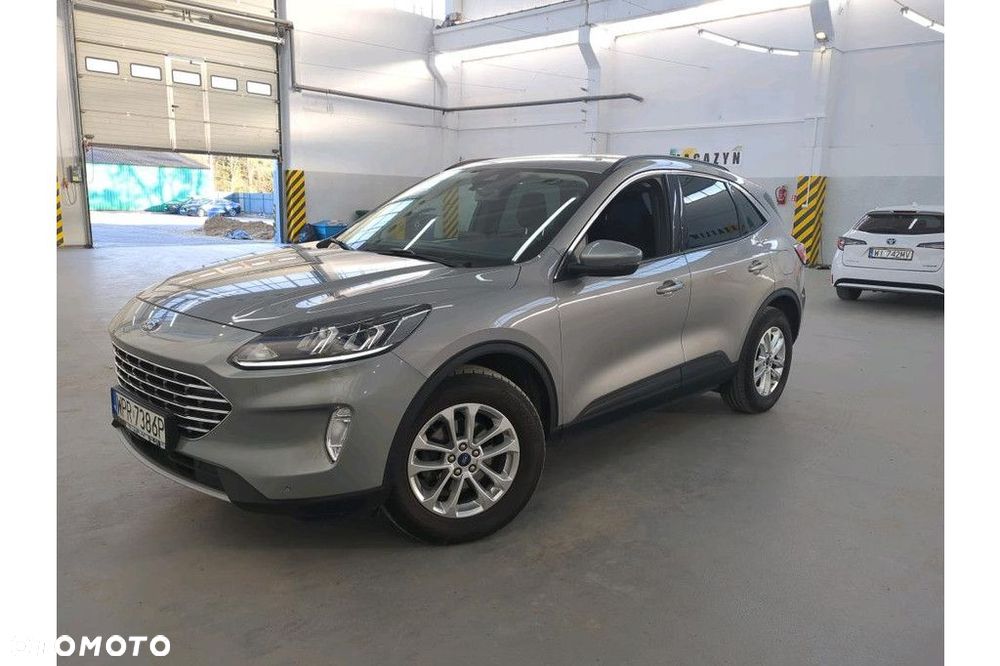 Ford Kuga - 1