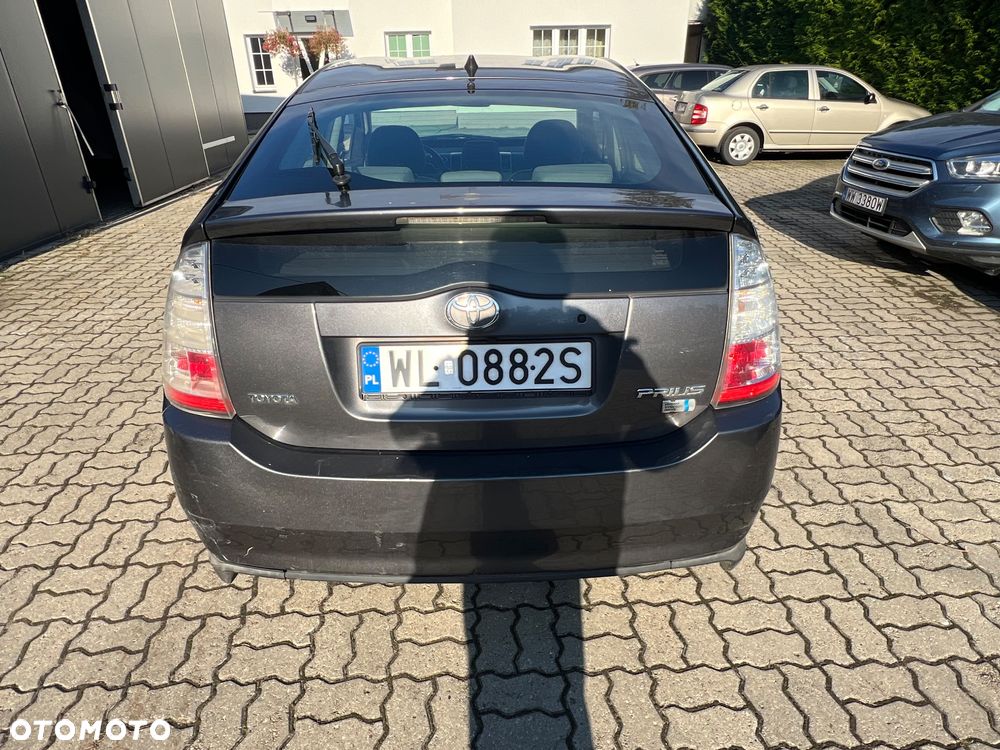 Toyota Prius 1.5 VVT-i Prestige - 7