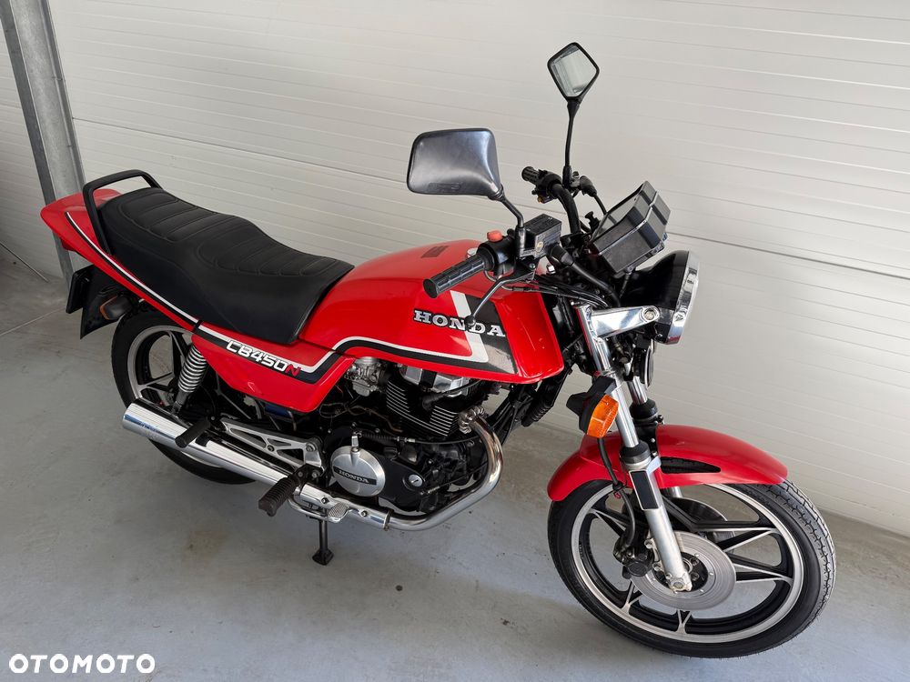 Honda CB - 1