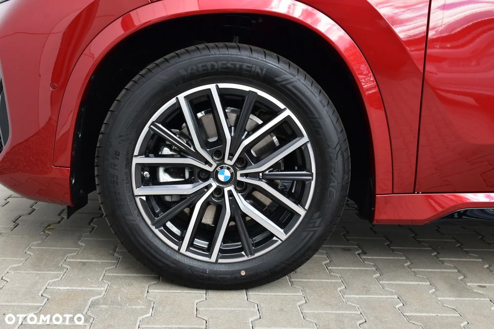 BMW iX1 xDrive30 66.5kWh M Sport Edition - 6