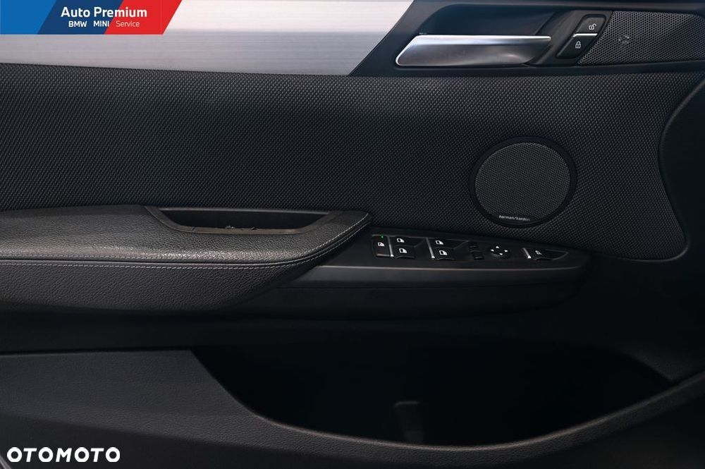 BMW X3 xDrive28i - 11