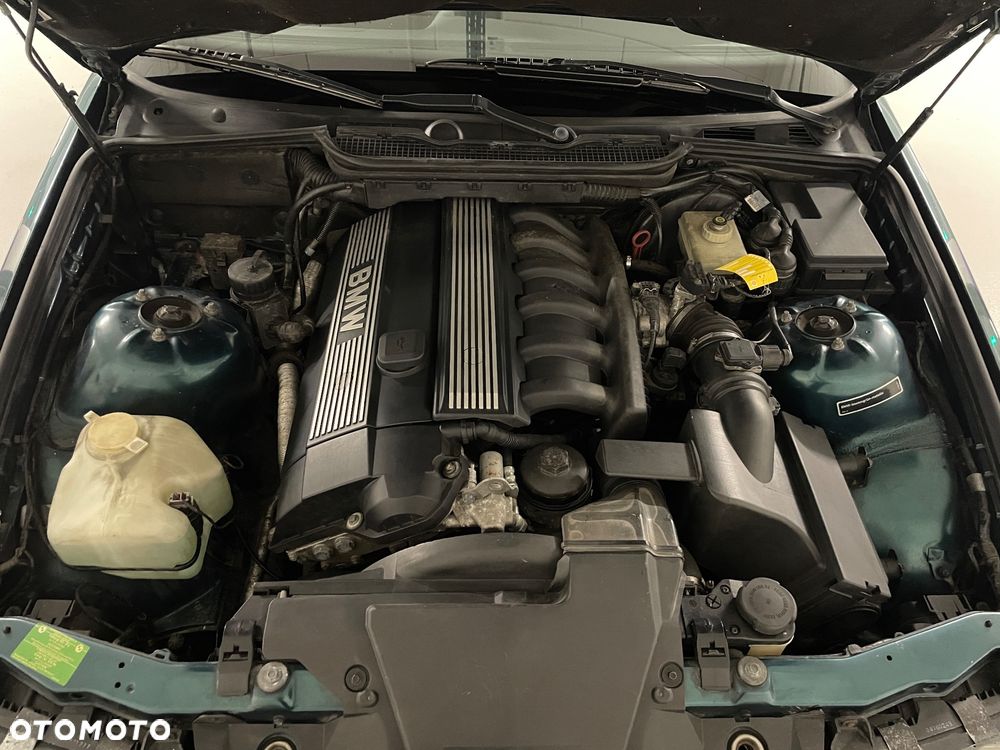 BMW Seria 3 - 11