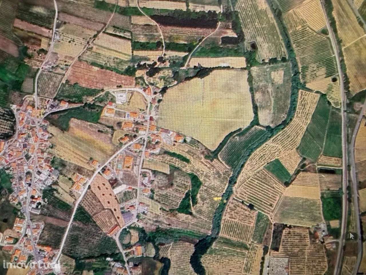 Oportunidade única para uma construção de 505,7 m² em um lote de 2528. - Grande imagem: 4/6