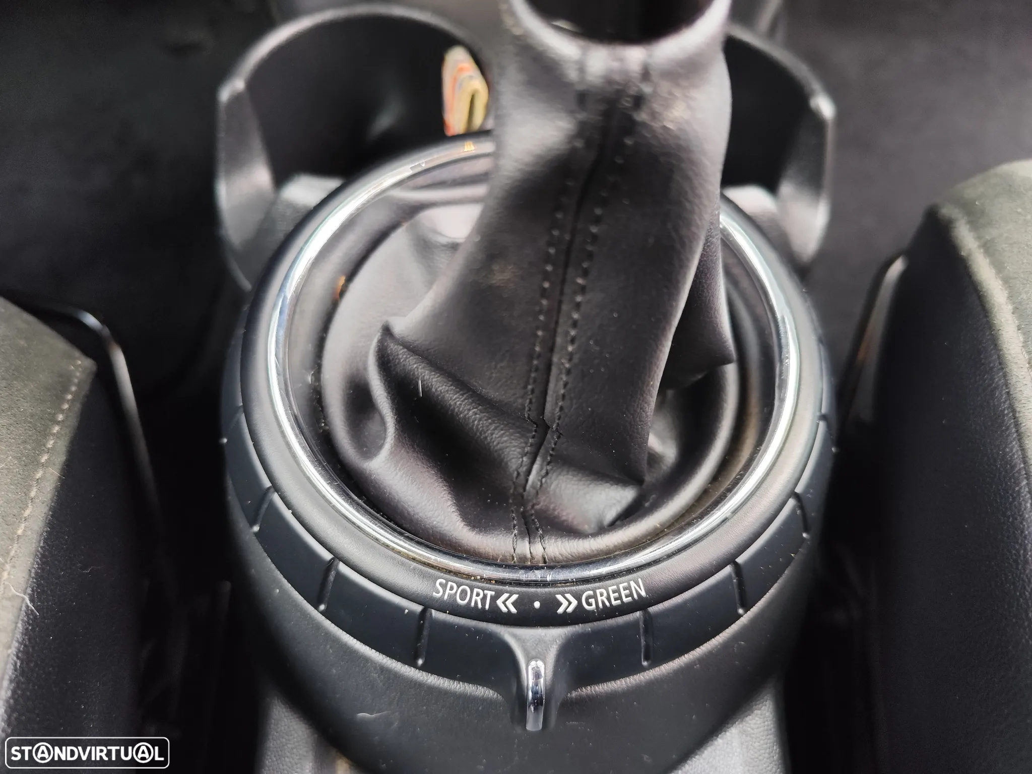 MINI 3 Portas Cooper D - 12