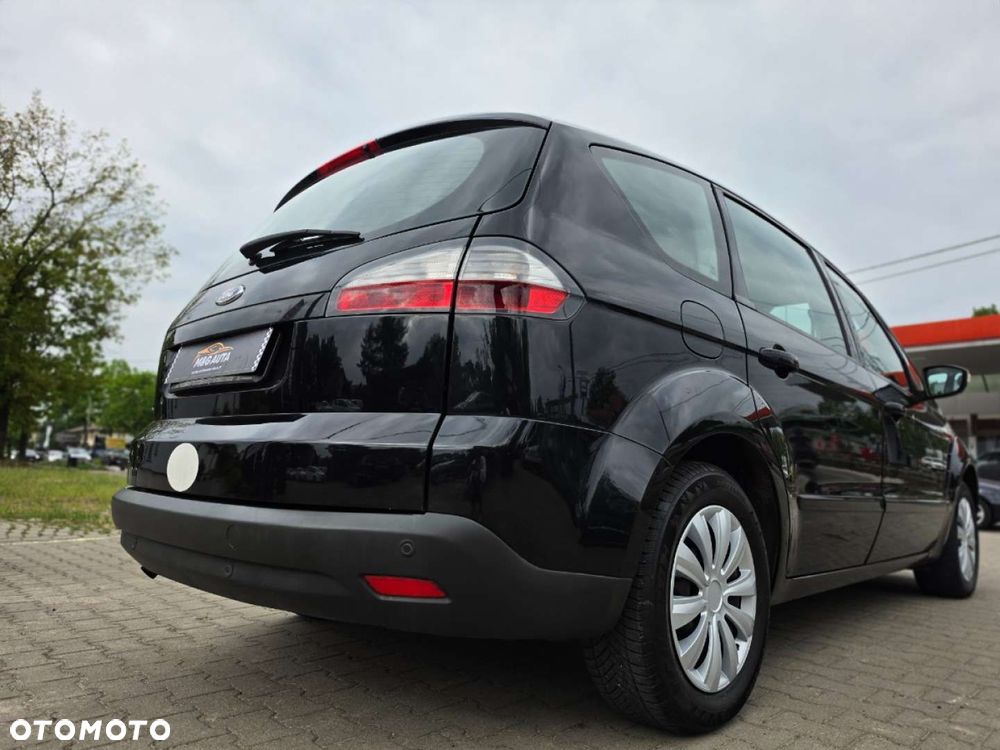 Ford S-Max - 12