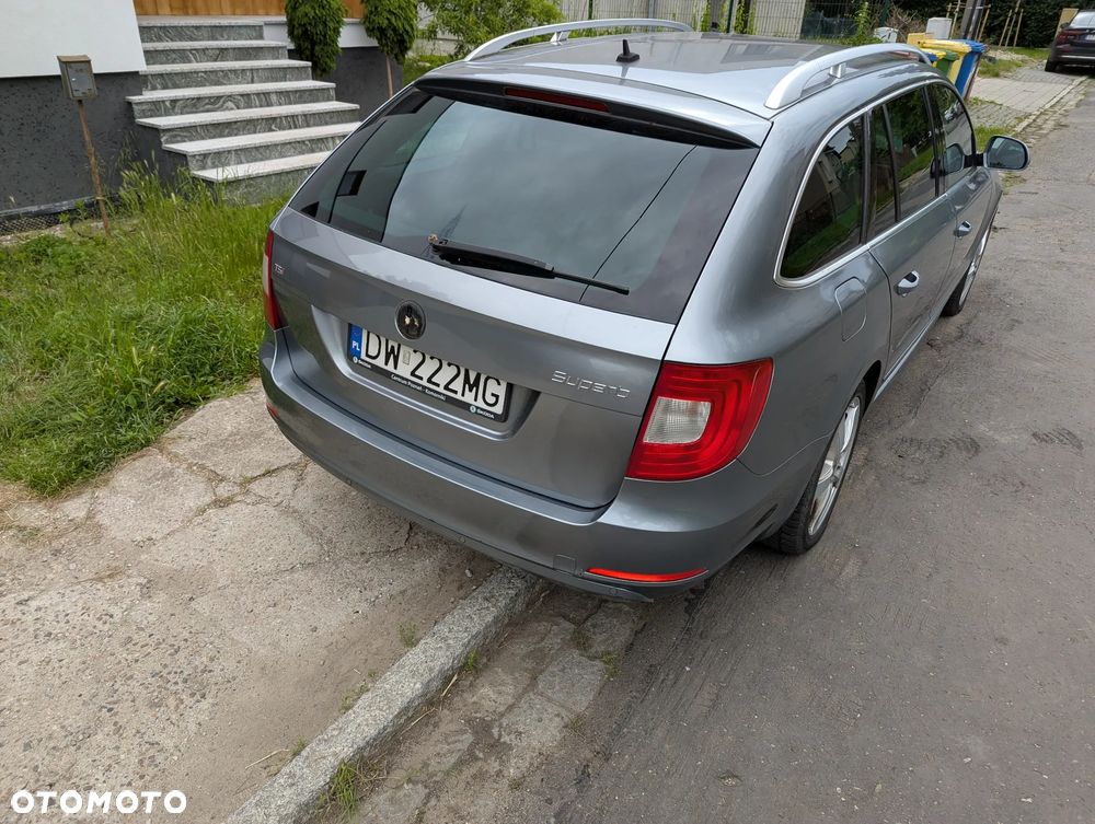 Skoda Superb 1.8 TSI Elegance DSG - 4