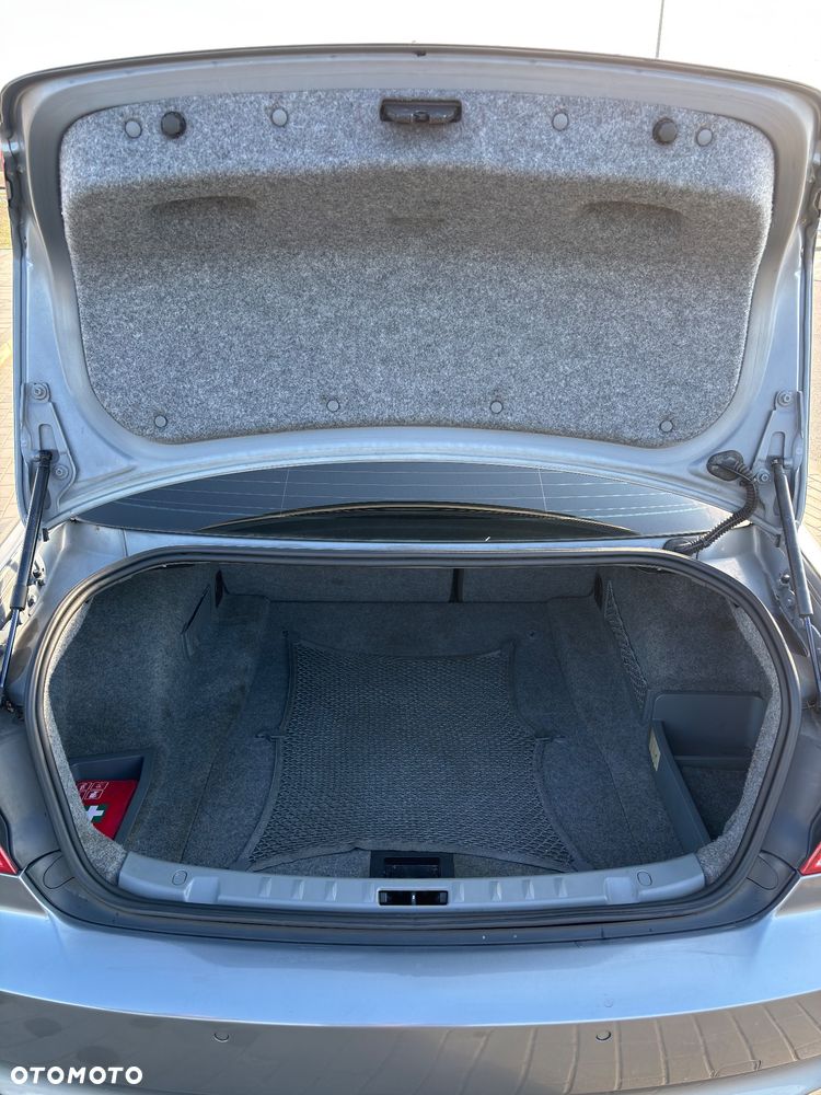 BMW Seria 3 330d - 8