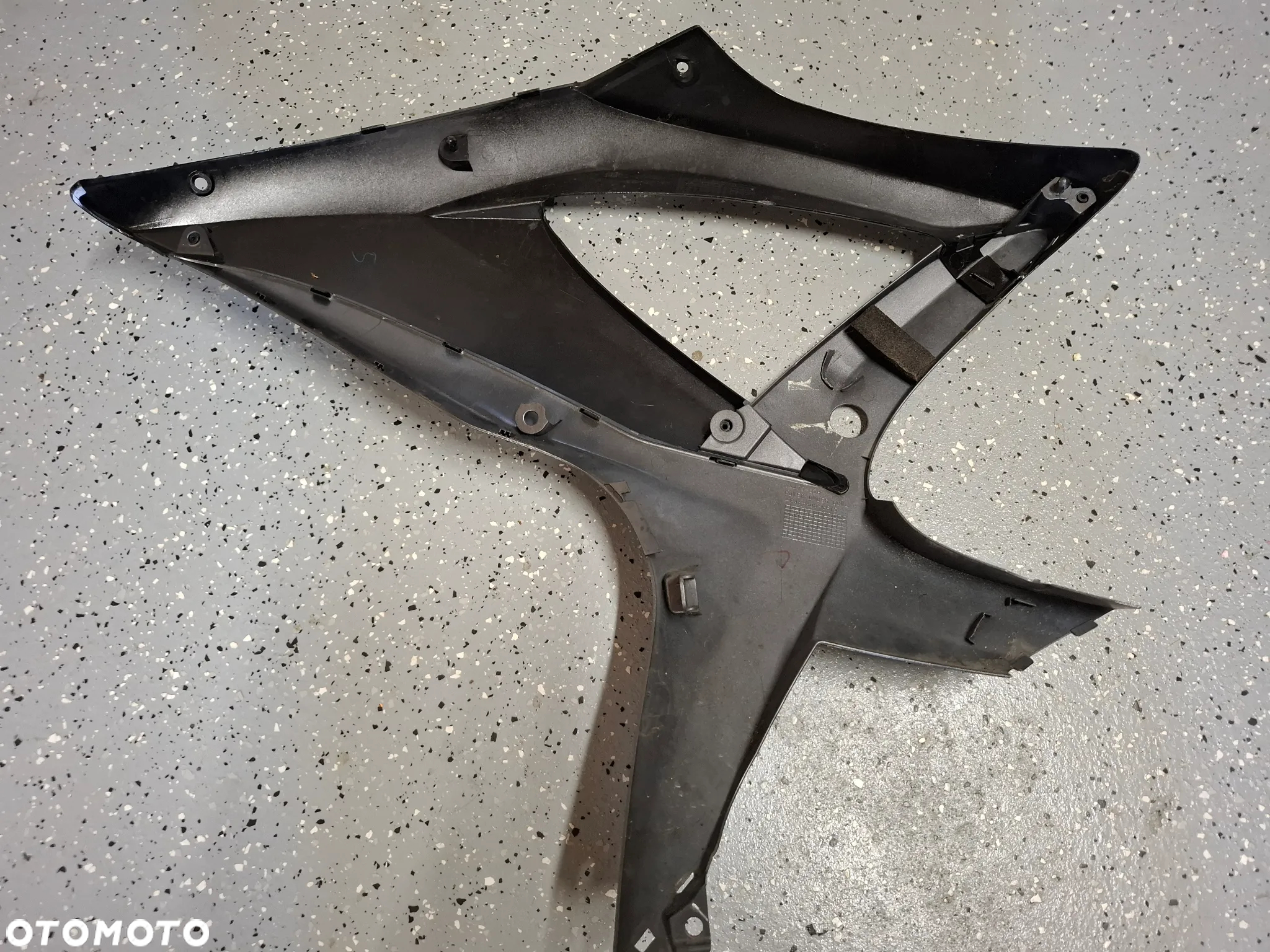 Suzuki GSXR 600 750 K8 K9 L0 owiewka bok boczek - 6