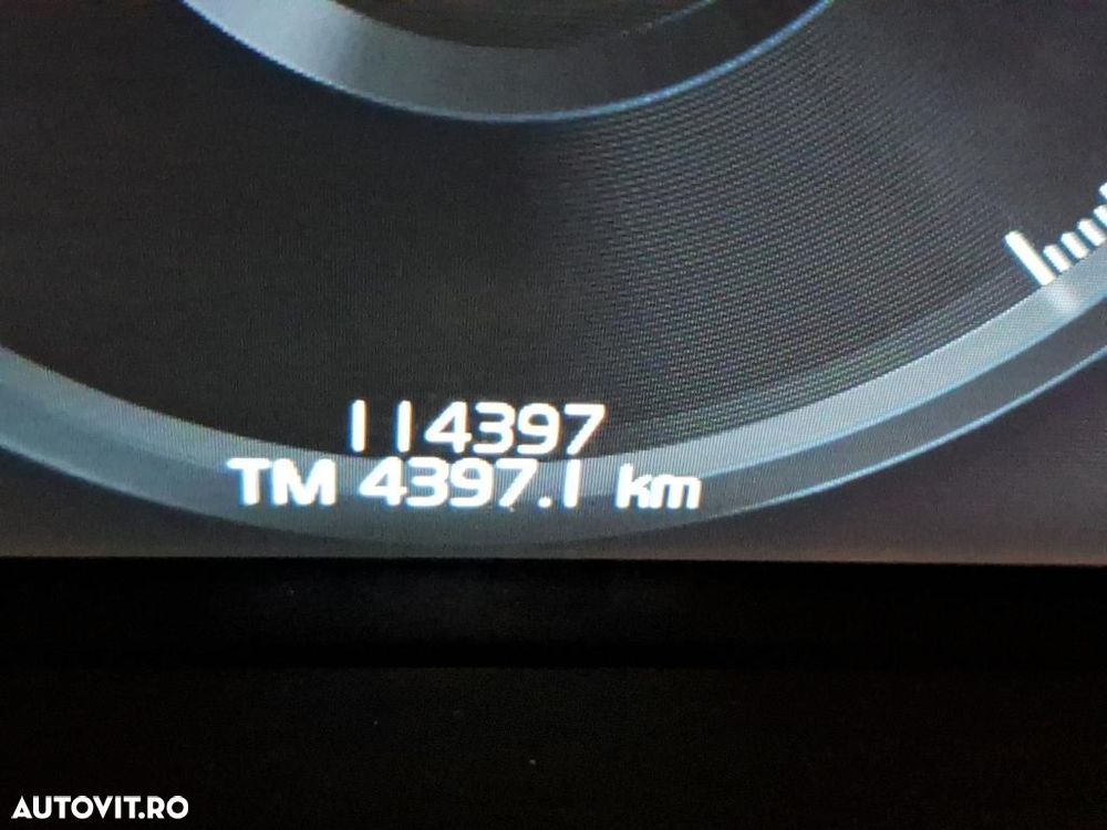 Volvo XC 60 D3 Momentum Pro - 9