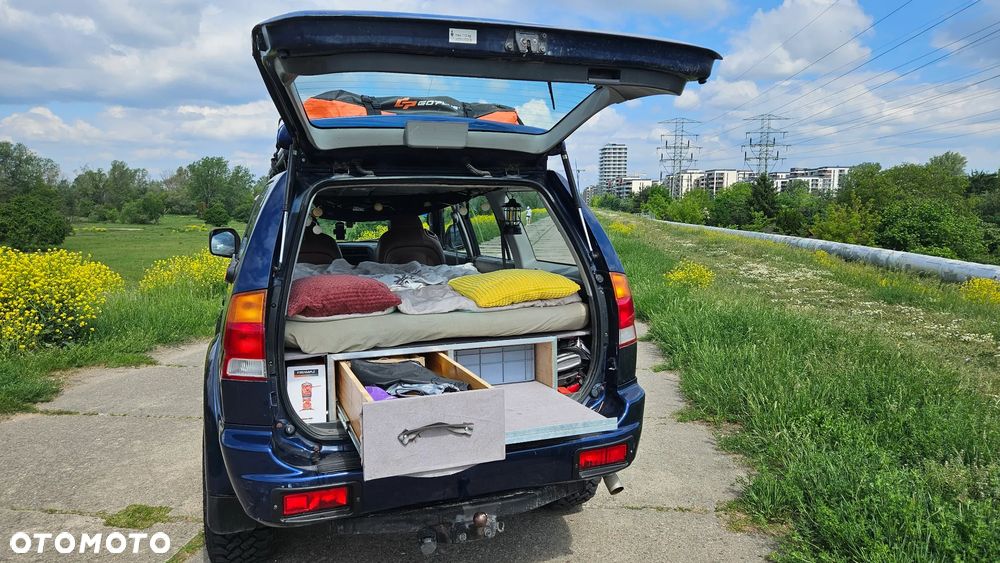 Mitsubishi Pajero Sport - 9