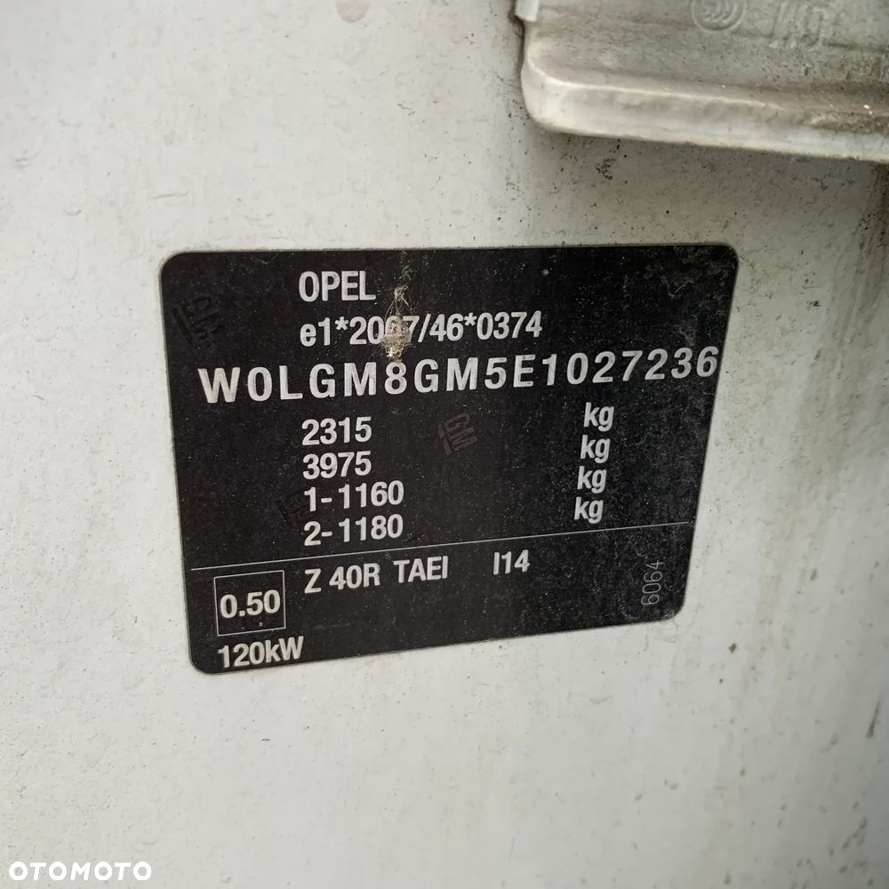 Opel Insignia - 23