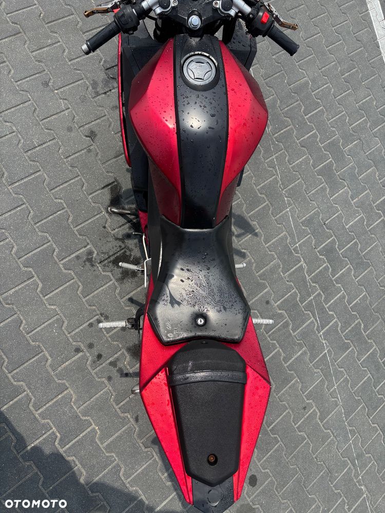 Yamaha YZF - 5