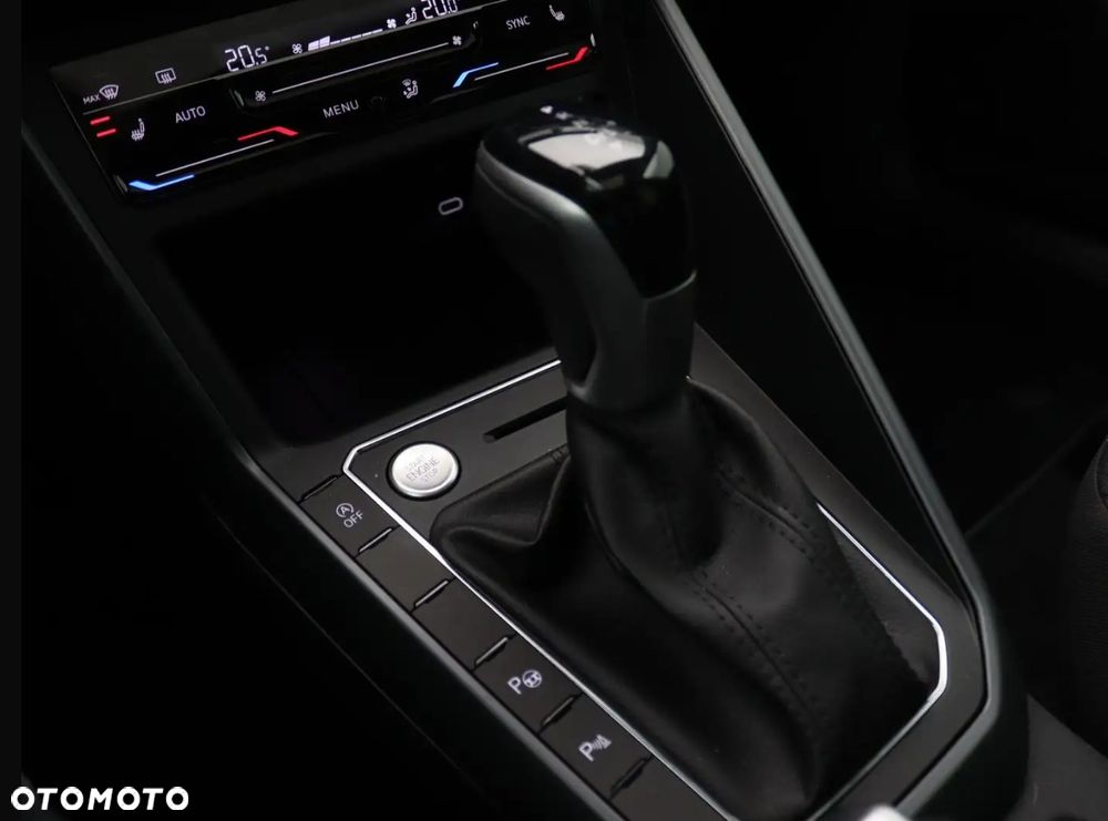 Volkswagen Polo 1.0 TSI R-Line Plus DSG - 9