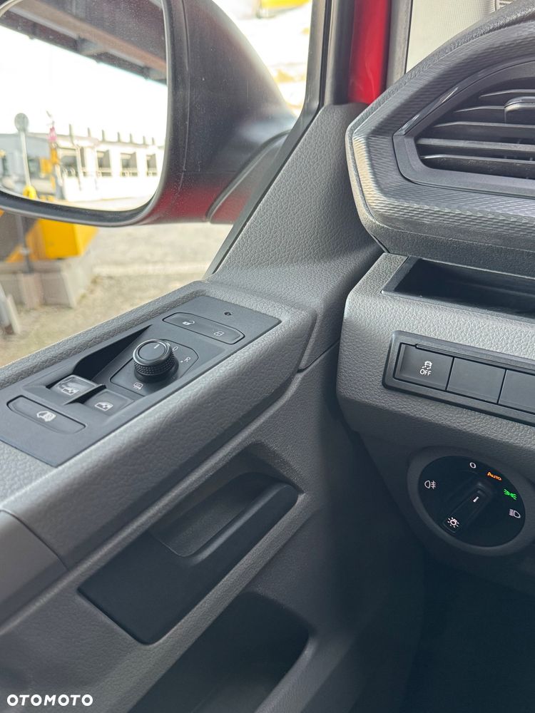 Volkswagen Transporter - 34