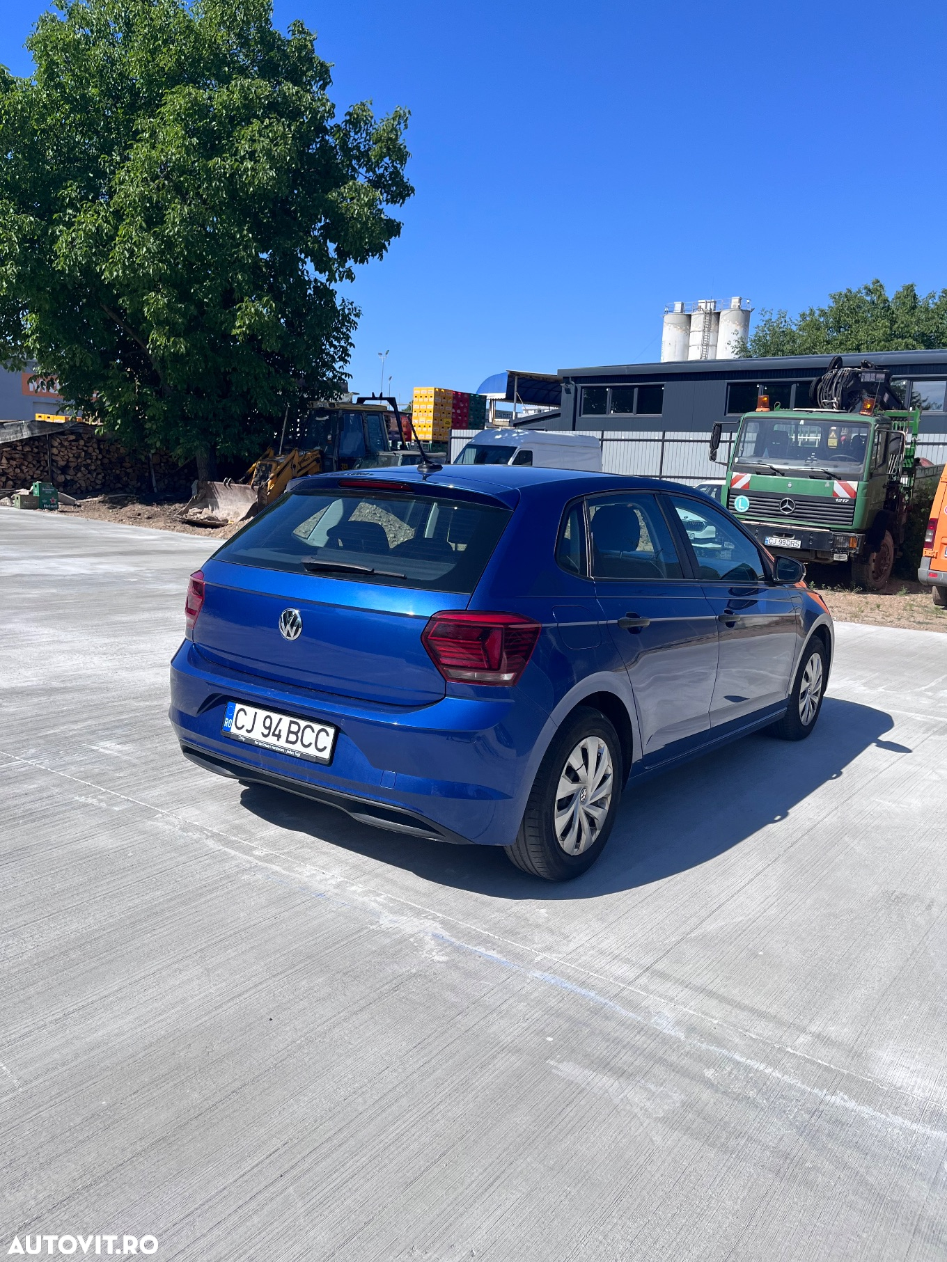 Volkswagen Polo 1.6 TDI Comfortline - 4