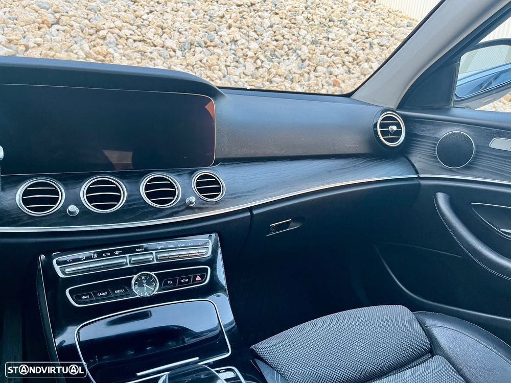 Mercedes-Benz E 220 d Avantgarde - 29