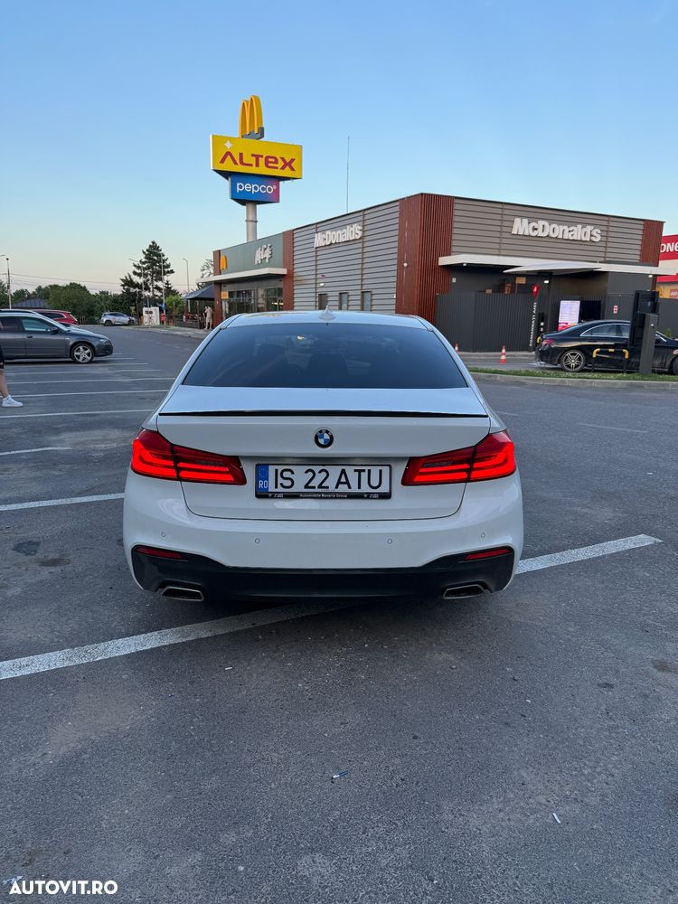 BMW Seria 5 520d AT - 9