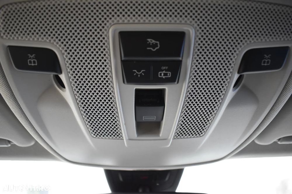 Mercedes-Benz CLA - 38