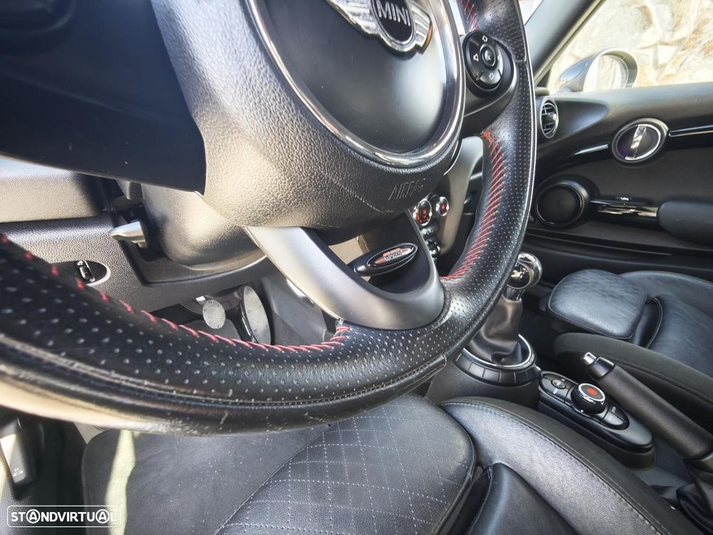MINI 3 Portas Cooper S - 32