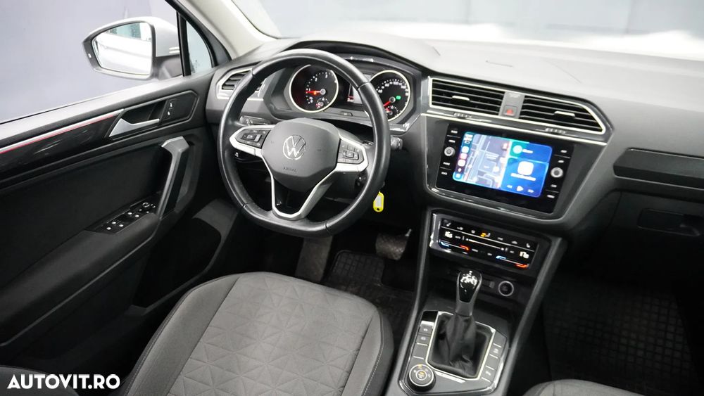 Volkswagen Tiguan 2.0 TDI 4Mot DSG Elegance - 26