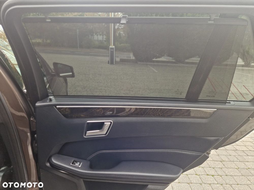 Mercedes-Benz Klasa E 250 BlueTEC 9G-TRONIC Avantgarde - 15