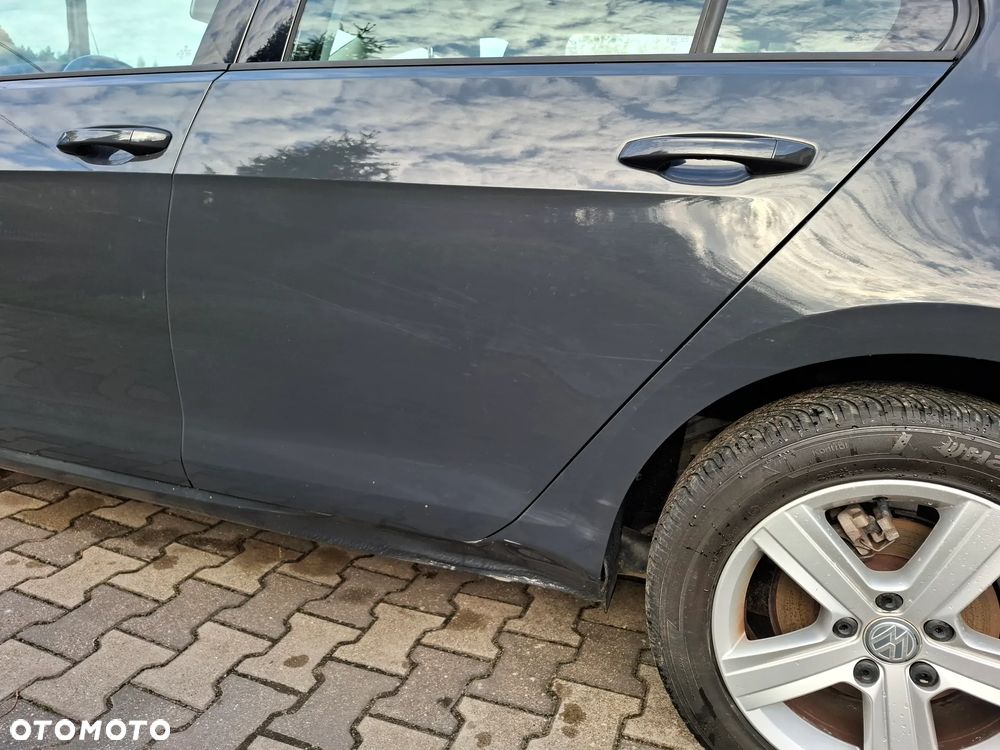 Volkswagen Golf - 11