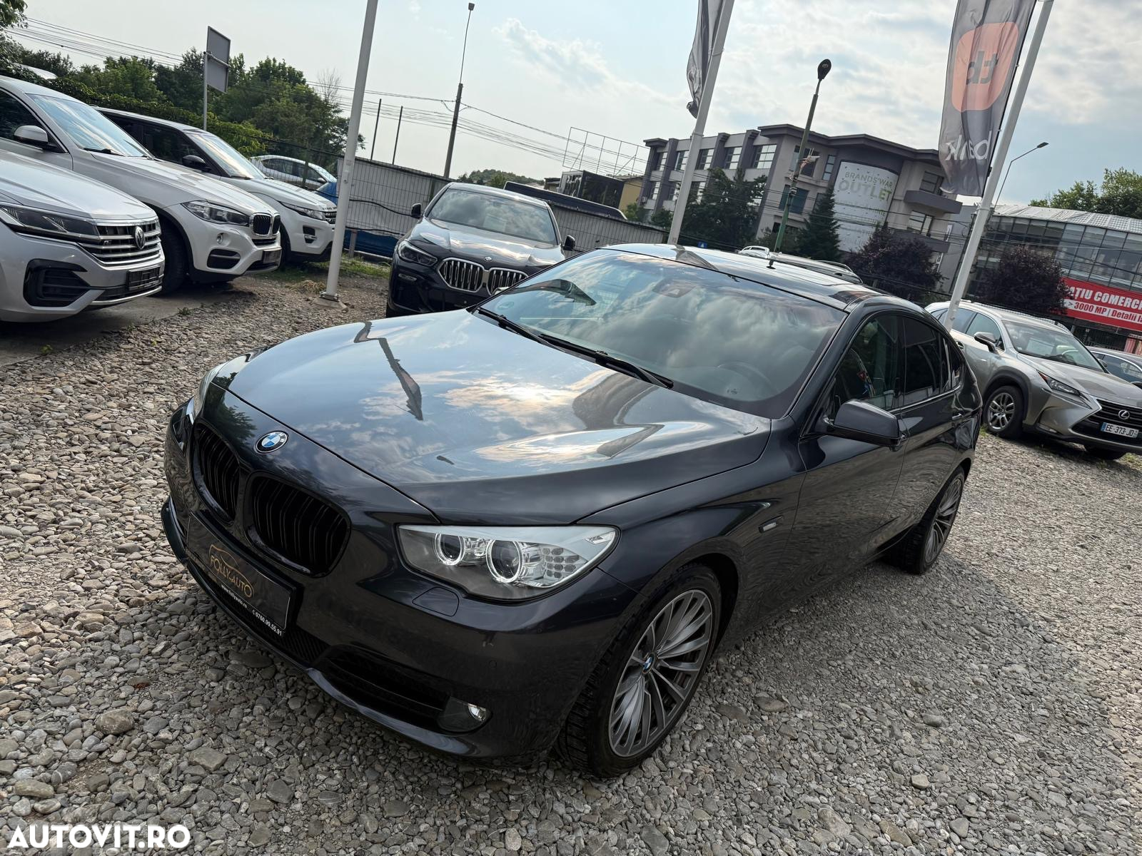 BMW Seria 5 535i Sport-Aut. - 33