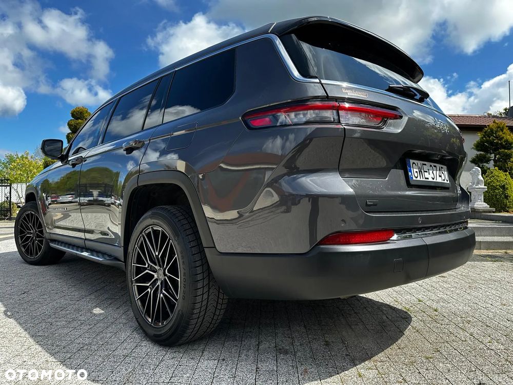 Jeep Grand Cherokee - 14