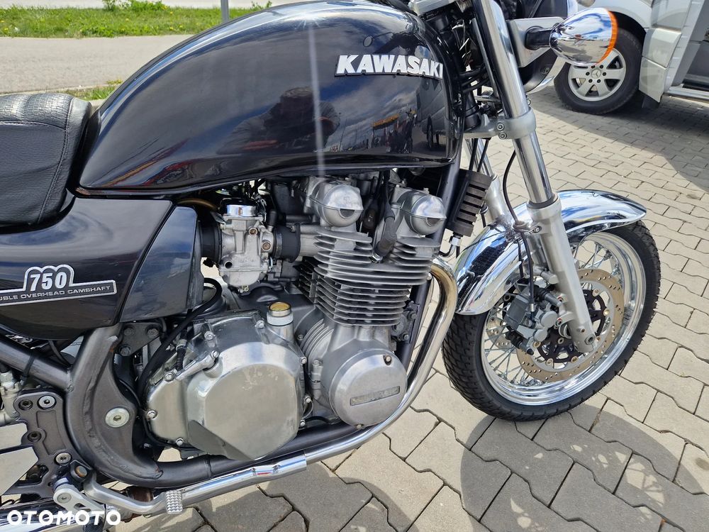 Kawasaki Zephyr - 12