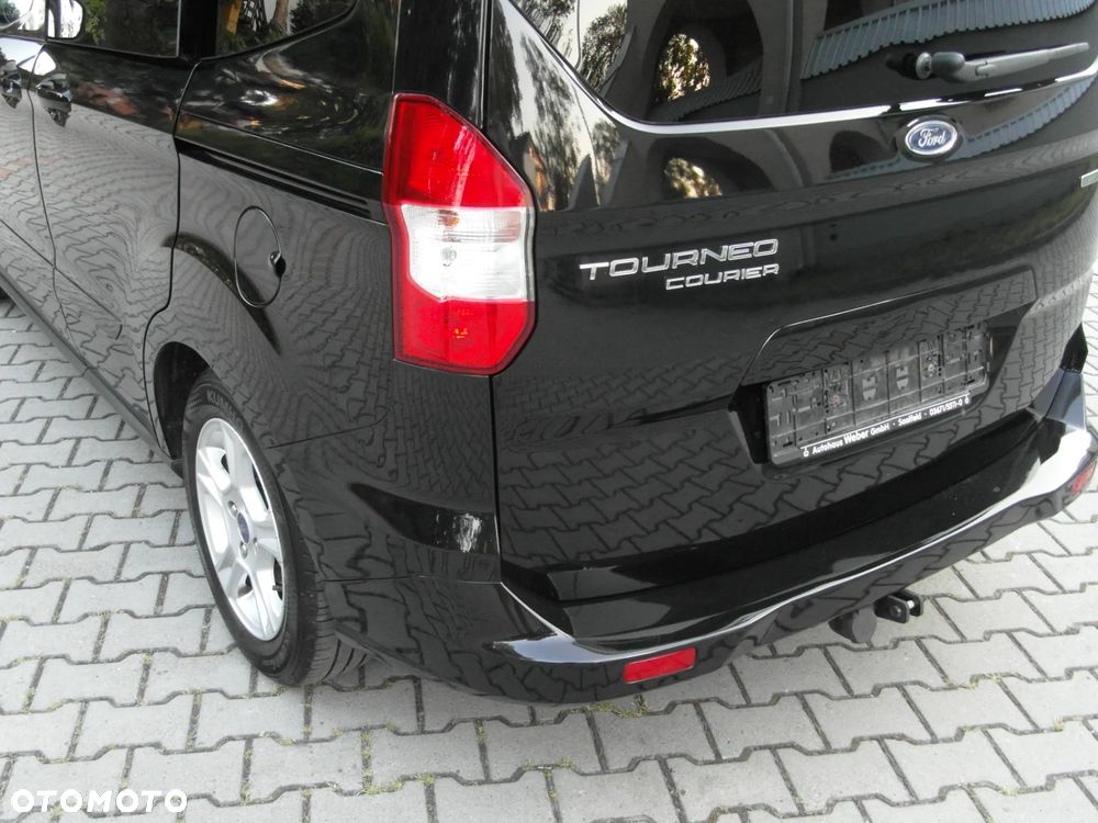 Ford Tourneo Courier 1.0 EcoBoost S&S Trend - 5