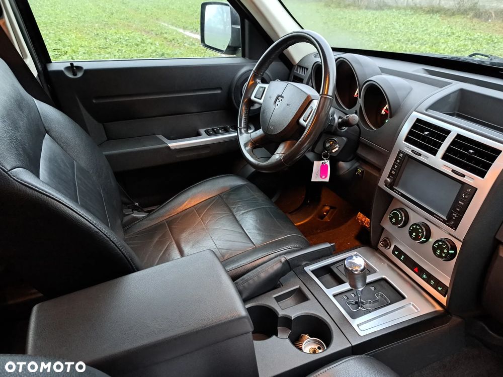 Dodge Nitro 4.0 Automatik R/T - 8