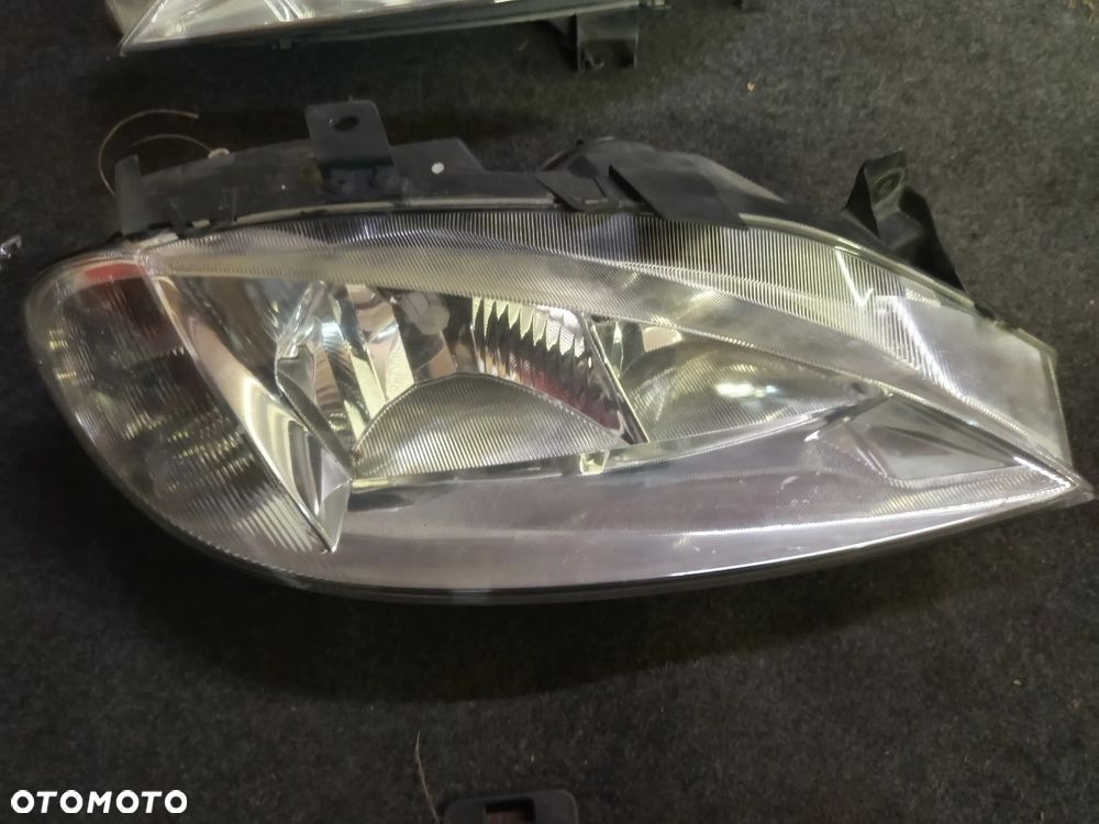 REFLEKTOR PRAWY LUB LEWY RENAULT MEGANE II 2  02-06 - 2