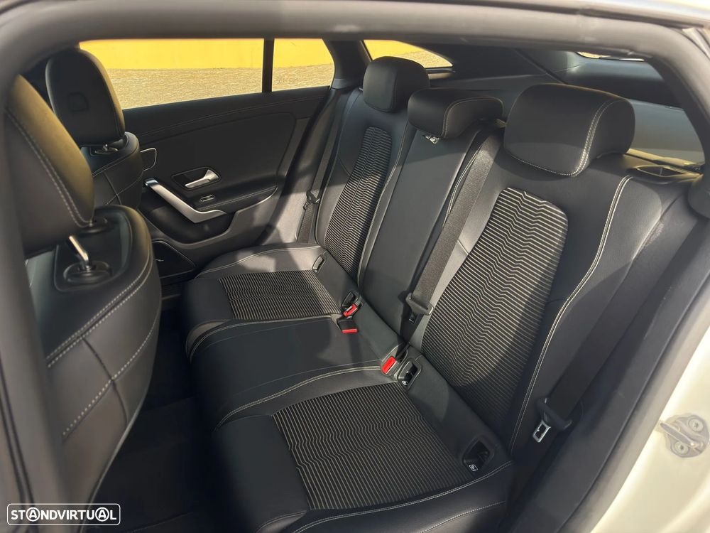 Mercedes-Benz CLA 180 d 7G-DCT Progressive - 14