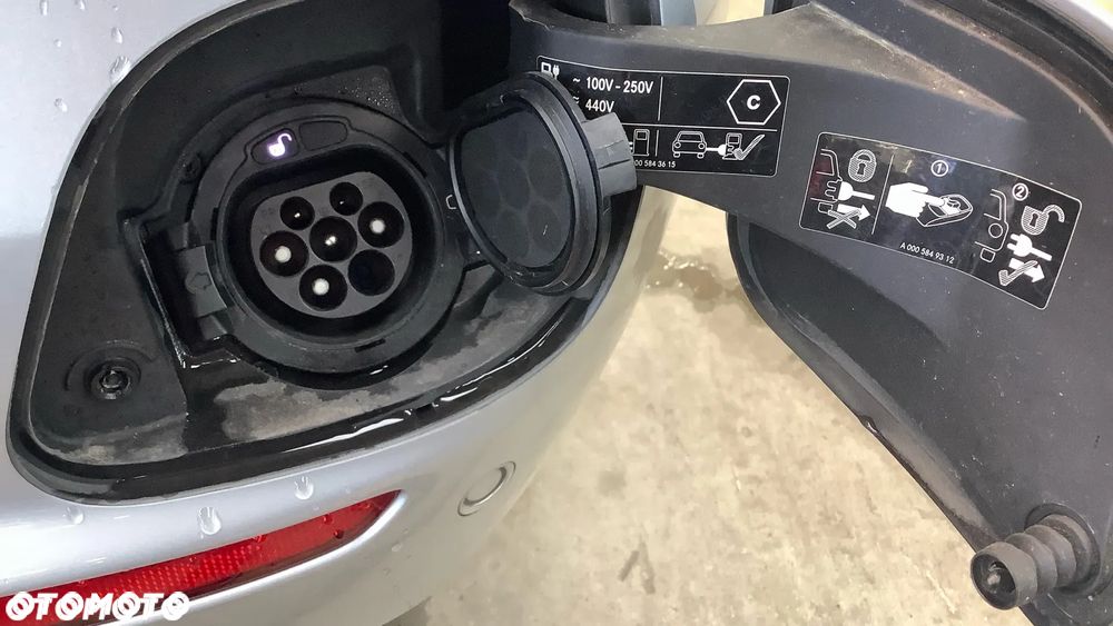 Mercedes-Benz Klasa E 300 de 9G-TRONIC AMG Line - 18