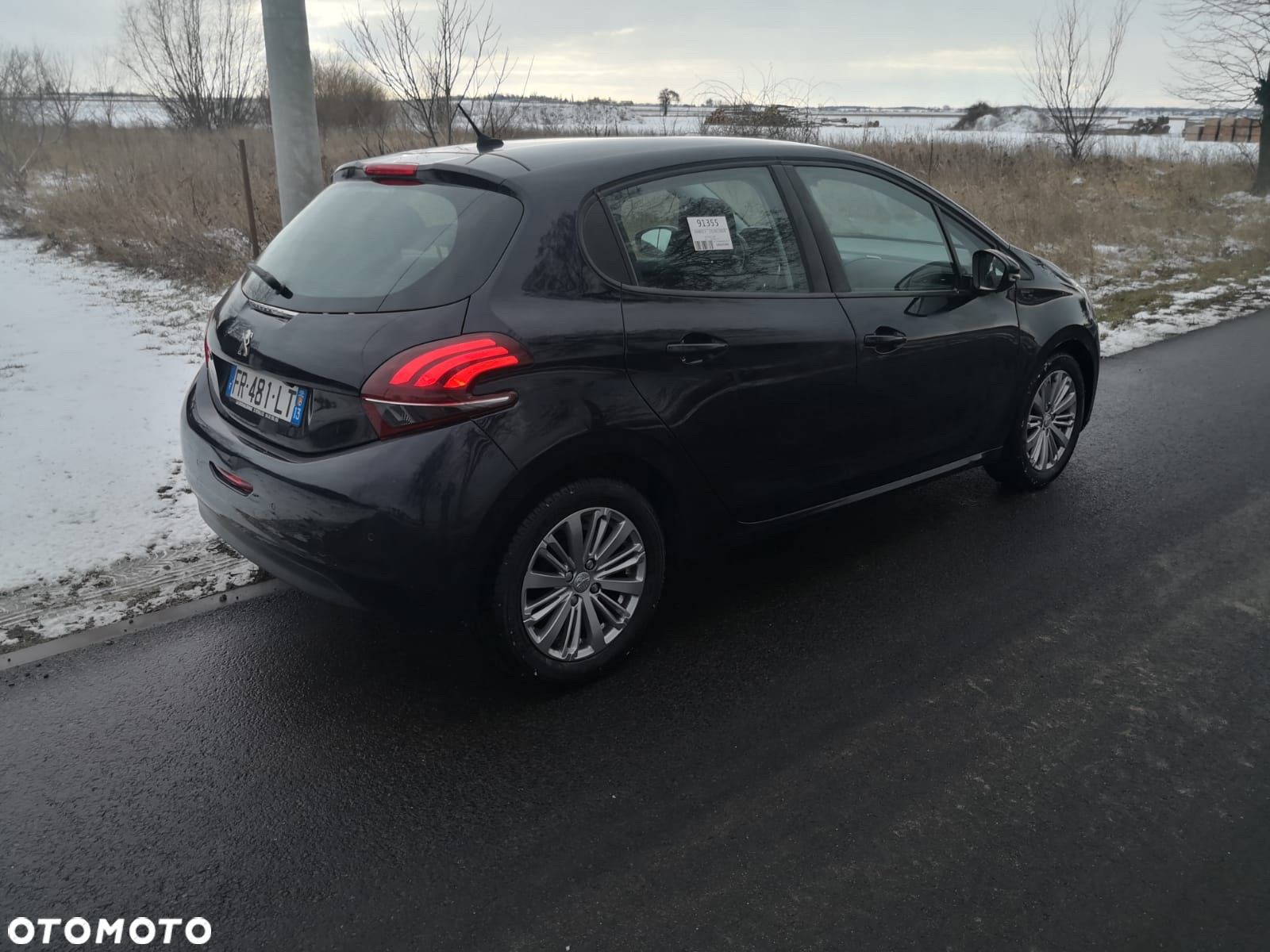 Peugeot 208 1.2 PureTech Active - 5