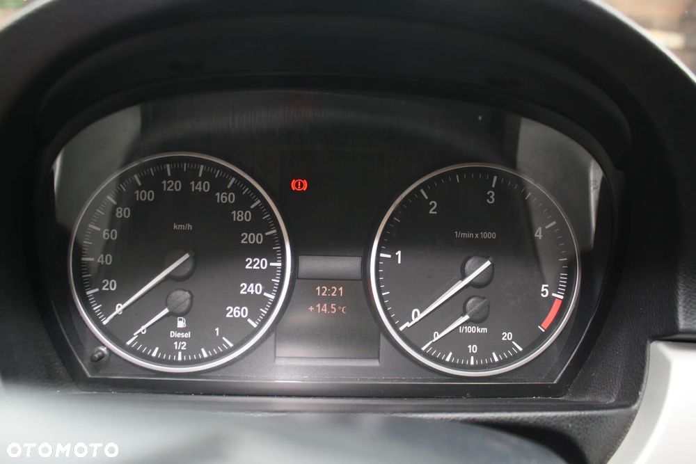 BMW Seria 3 320d - 16