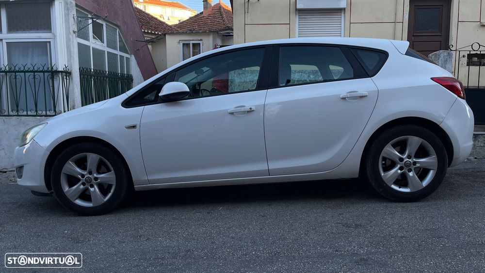 Opel Astra - 2