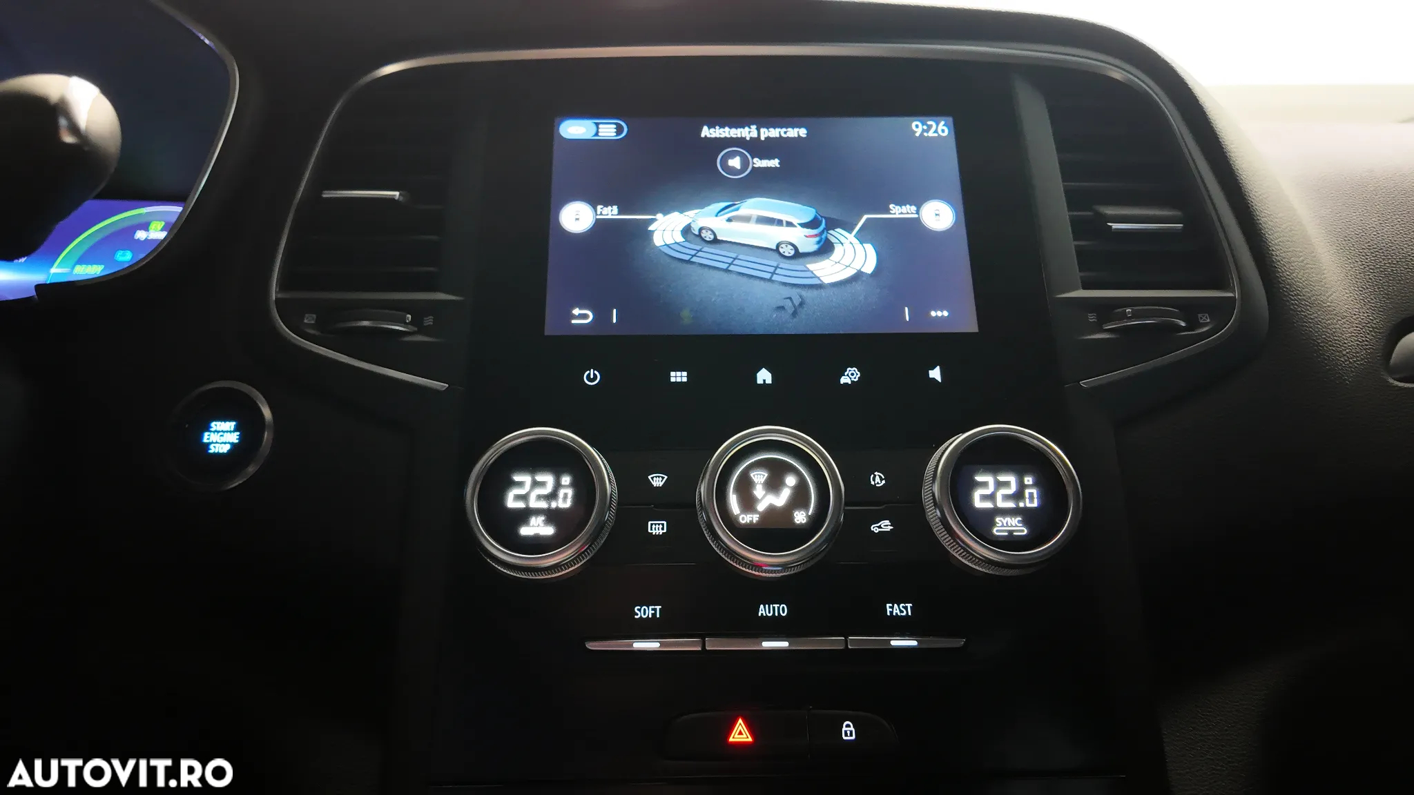 Renault Megane E-TECH Plug-in 160 BUSINESS EDITION - 24