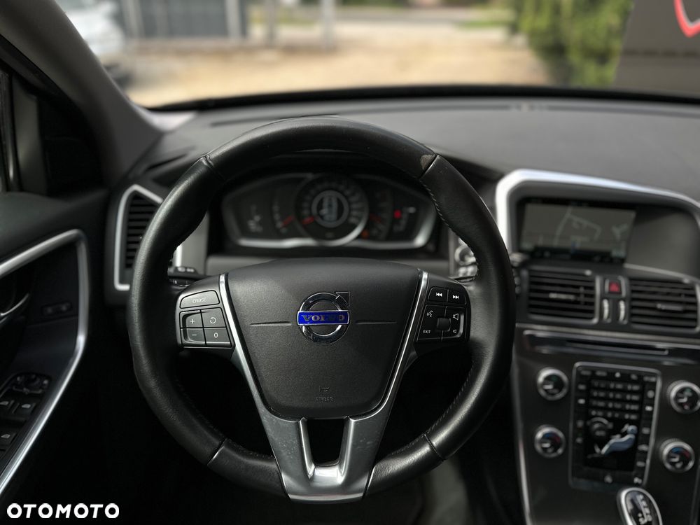 Volvo XC 60 - 22