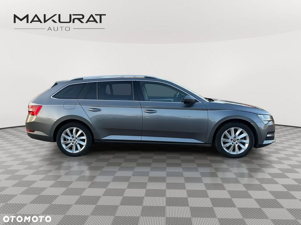 Skoda Superb 2.0 TDI DSG Ambition - 9