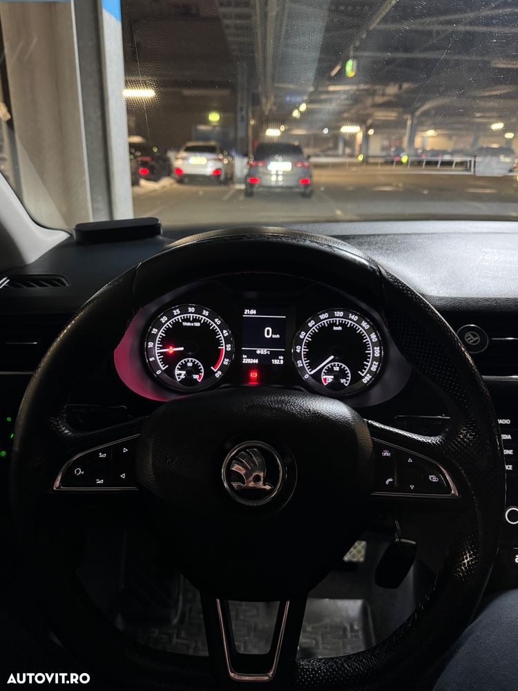 Skoda Octavia 2.0 TDI Style - 28