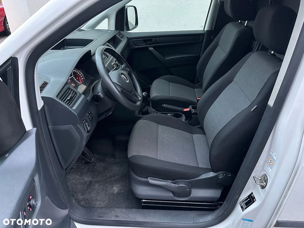 Volkswagen Caddy Maxi - 10