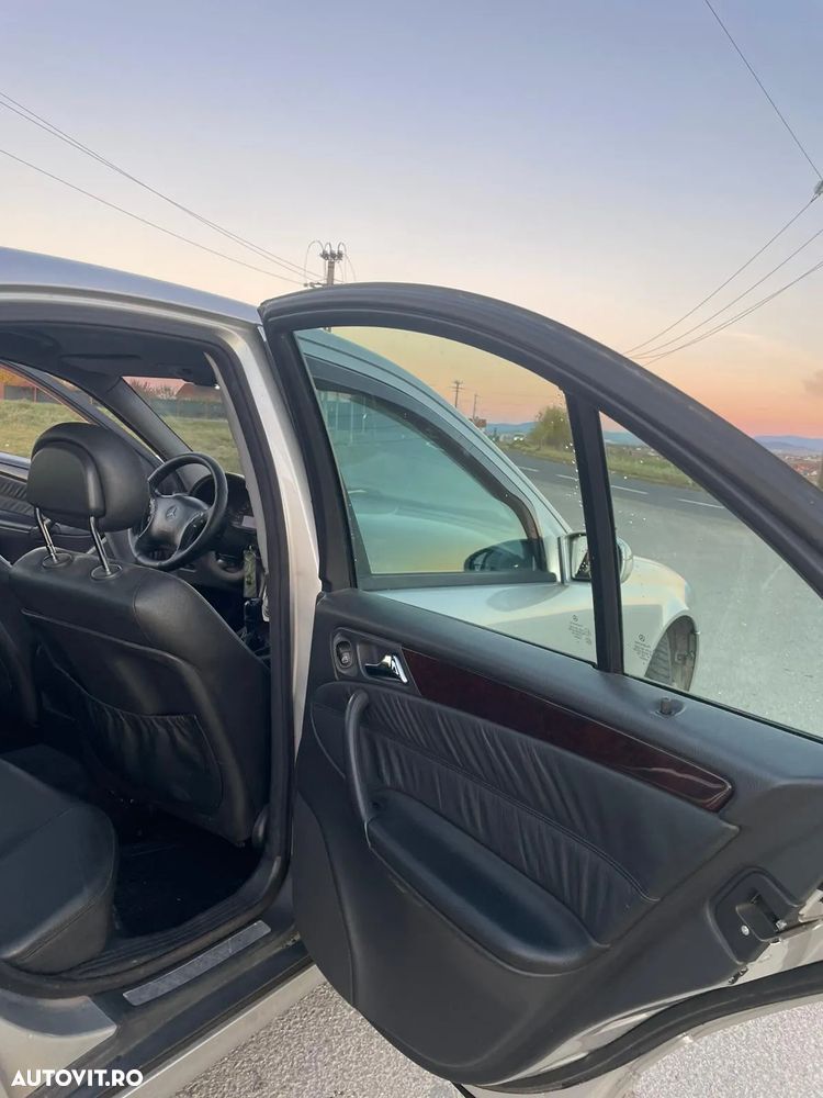 Mercedes-Benz C 200 CDI - 16