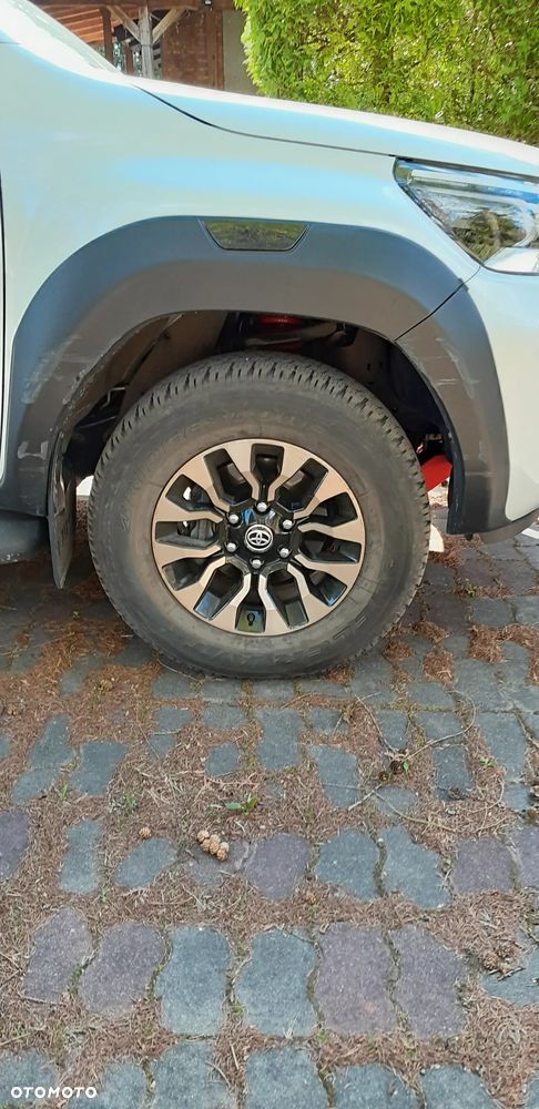 Toyota Hilux 2.8 D-4D Double Cab GR Sport 4x4 - 9
